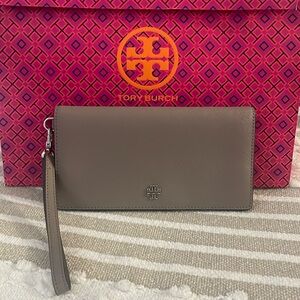 Tory Burch Wristlet